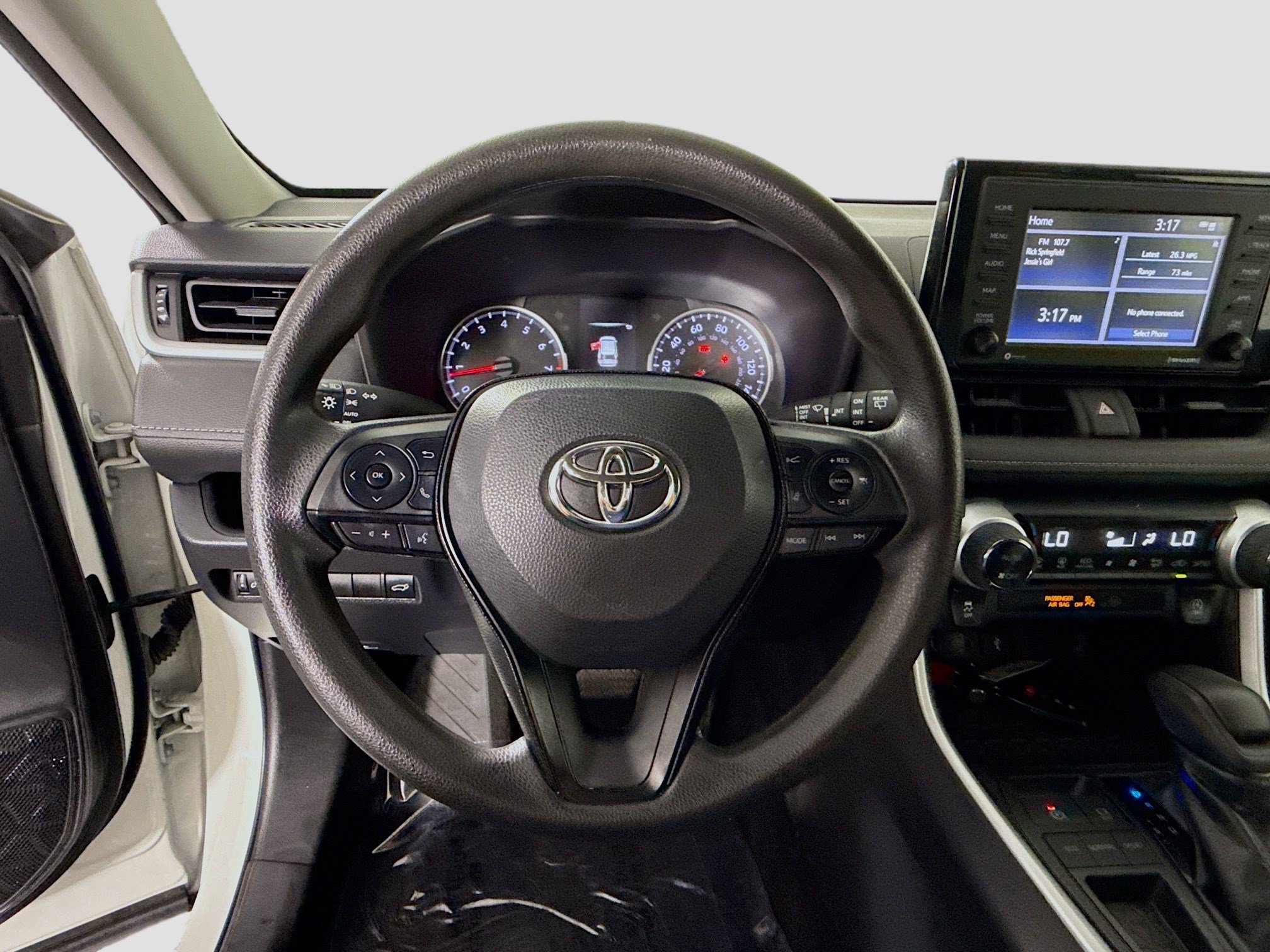 Used 2022 Toyota RAV4 XLE w/ Convenience Package FWD image 13