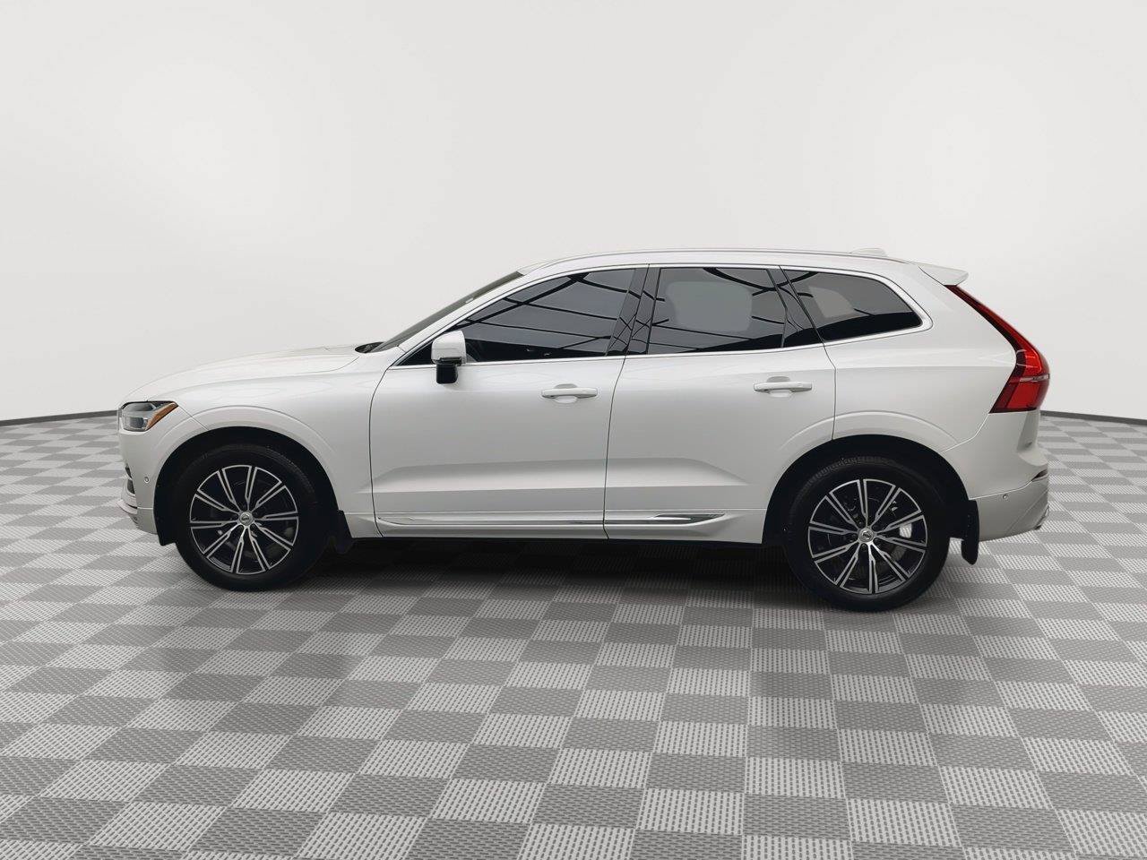 Used 2021 Volvo XC60 T5 Inscription w/ Advanced Package AWD/4WD image 42