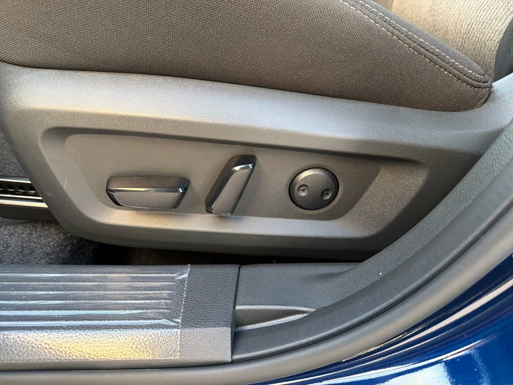 New 2026 Nissan Rogue SV image 15