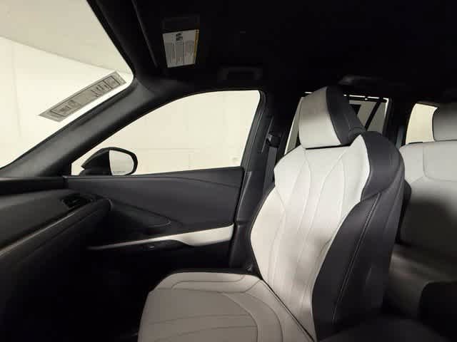 New 2026 Lexus TX 500h AWD image 18