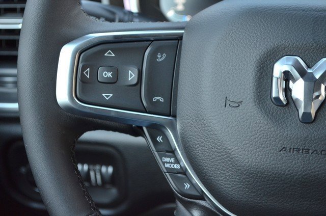 New 2026 RAM 1500 4x4 Crew Cab image 17