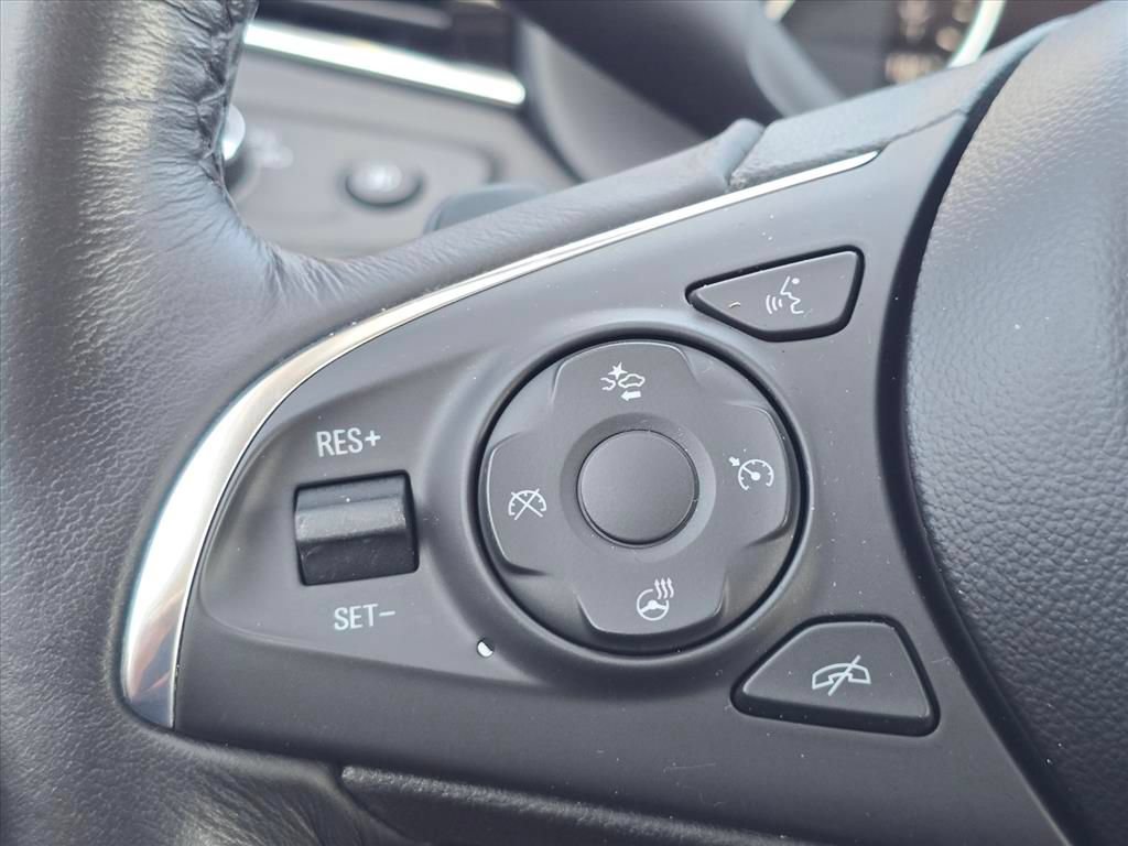 Used 2017 Buick LaCrosse Premium w/ Driver Confidence Package #2 FWD image 22