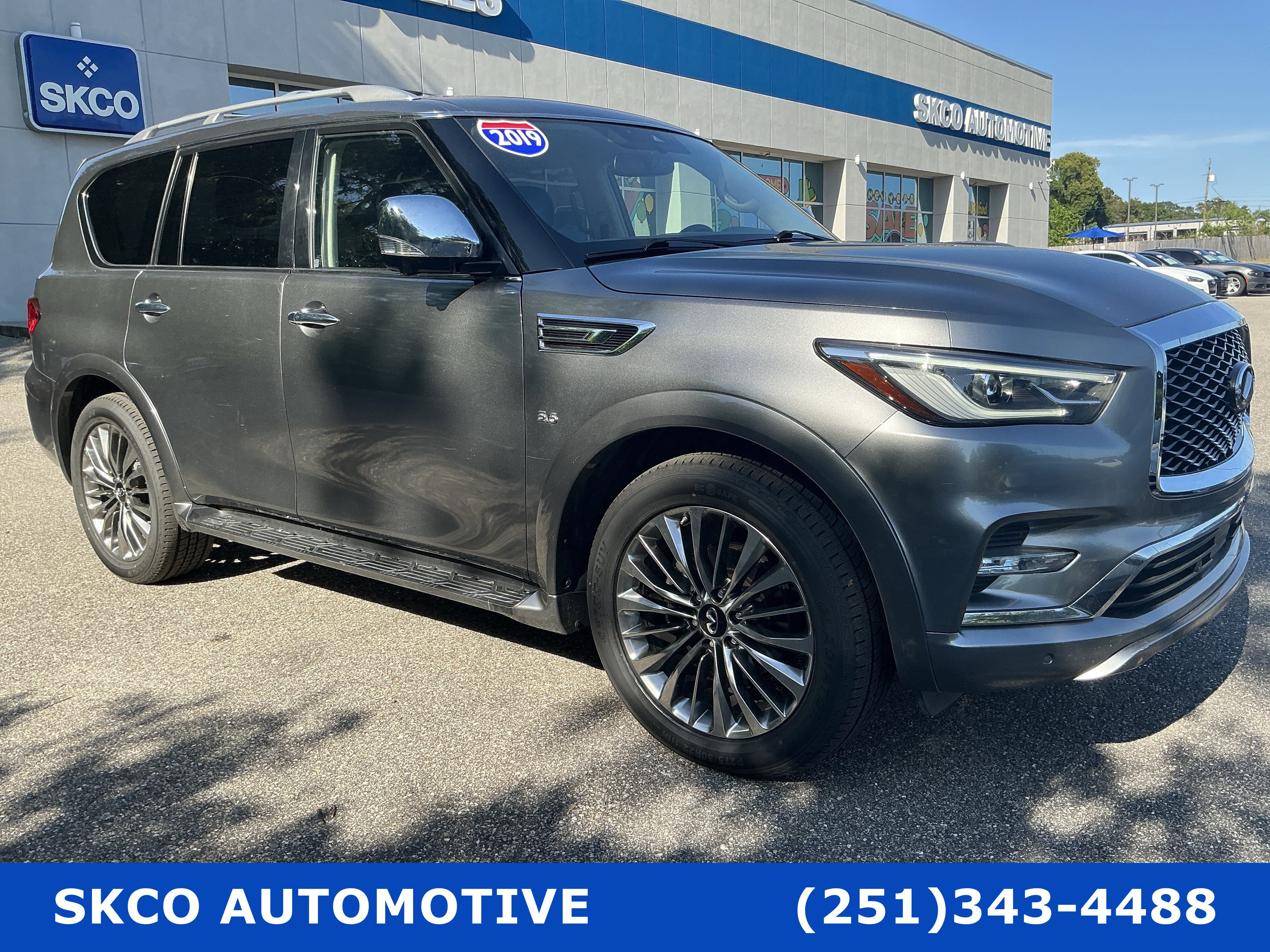 Used 2019 INFINITI QX80 Luxe w/ 22" Wheel Package image 9