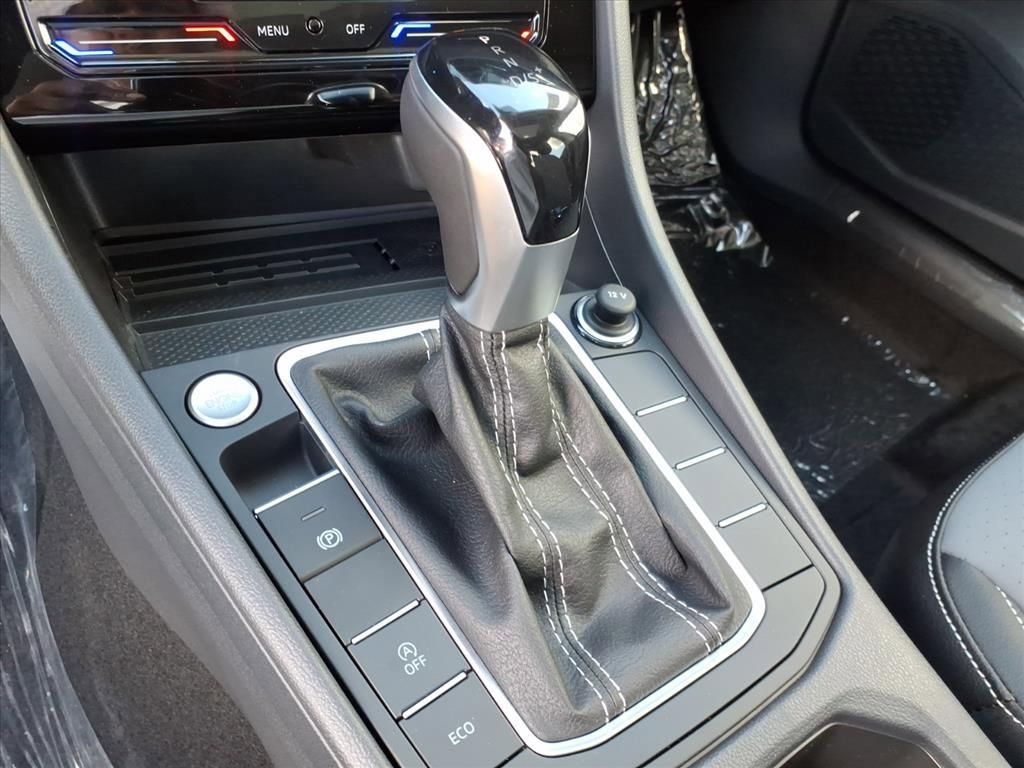 New 2026 Volkswagen Jetta SE FWD image 13