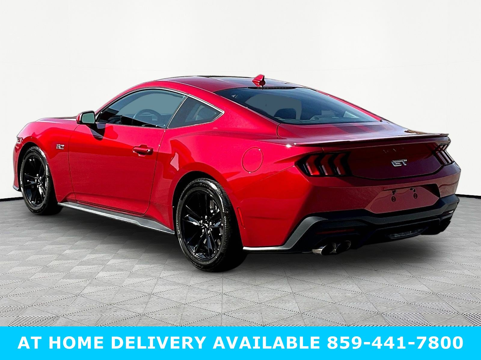Used 2024 Ford Mustang GT RWD image 4