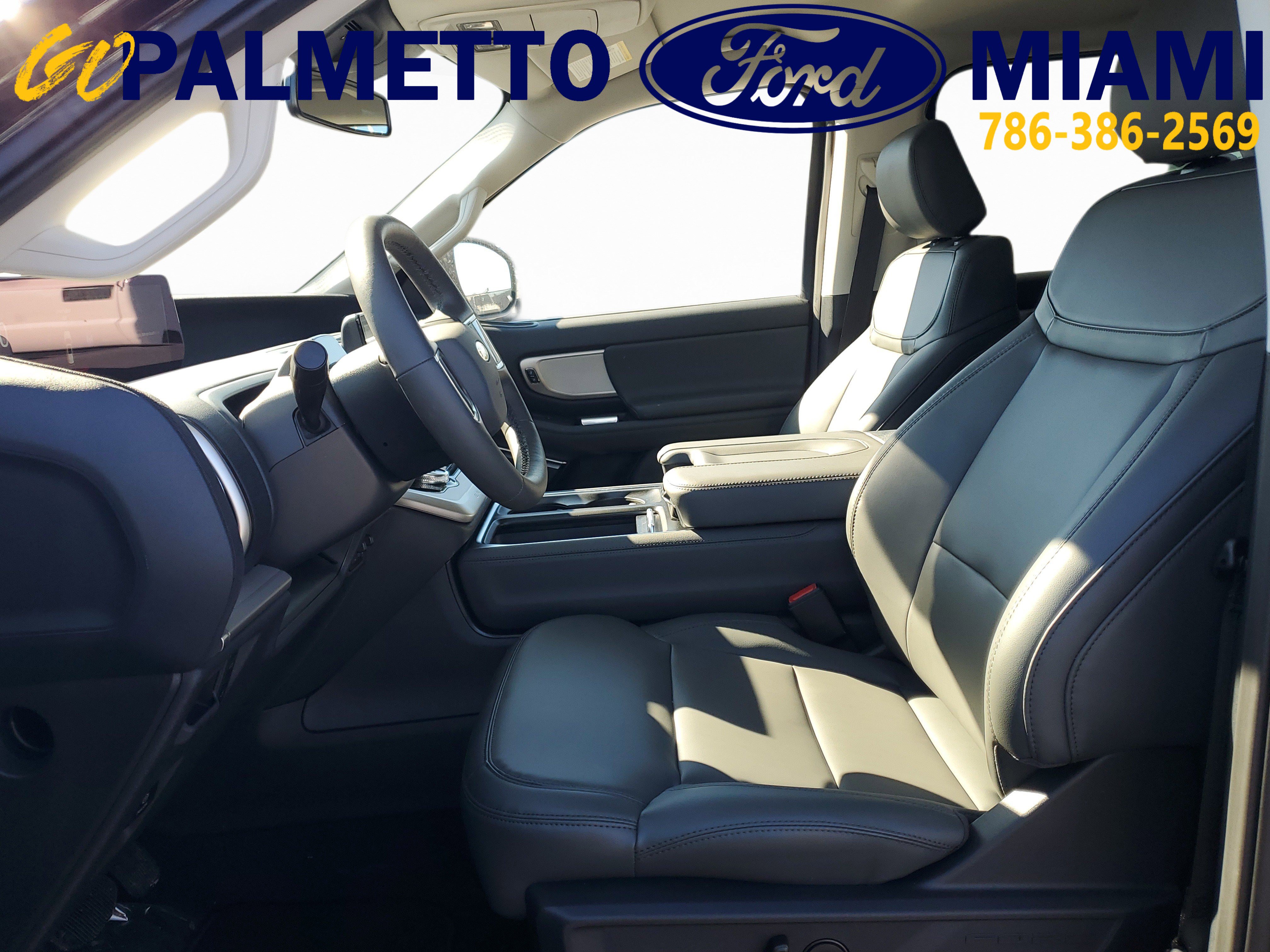 New 2026 Ford Expedition Active RWD image 11