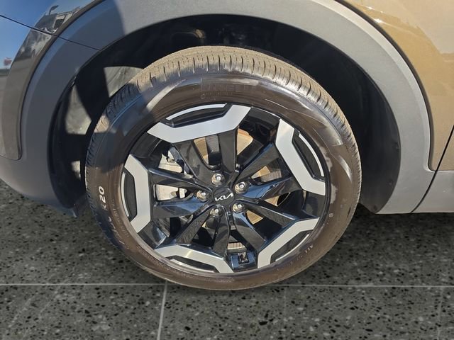 Used 2025 Kia Telluride S AWD/4WD image 16