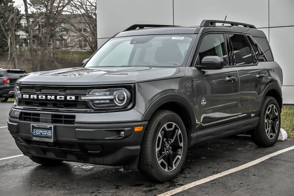 Used 2024 Ford Bronco Sport Outer Banks w/ Tech Package AWD/4WD image 5