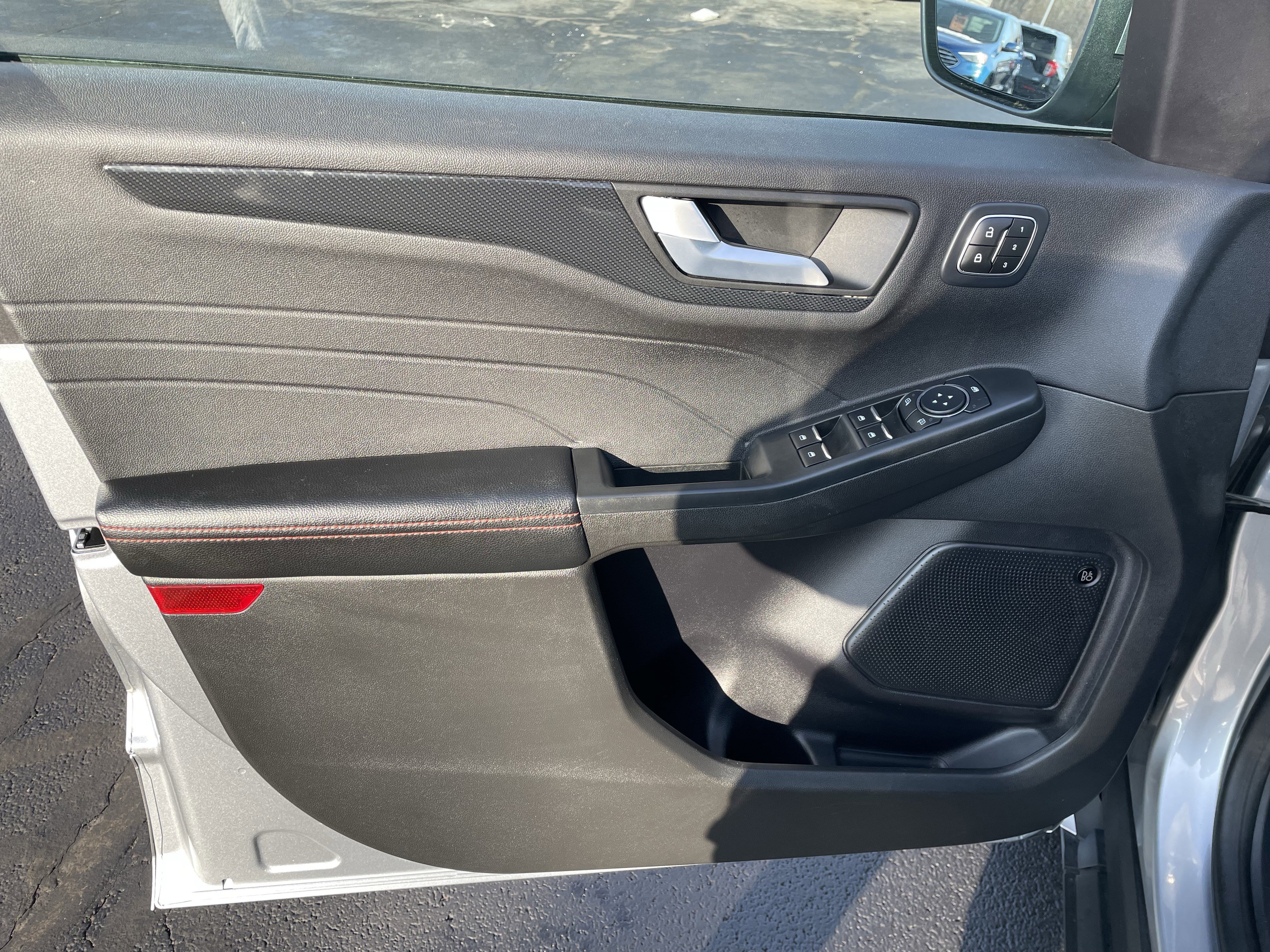 Used 2023 Ford Escape ST-Line Select w/ Tech Pack #2 image 12