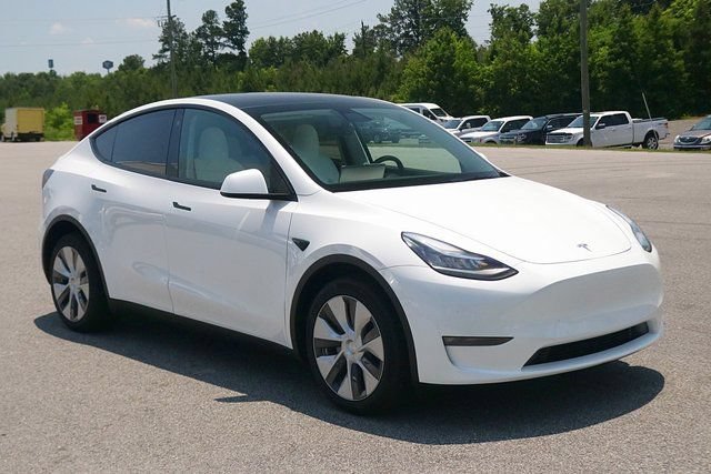 Used 2021 Tesla Model Y Long Range AWD/4WD image 3