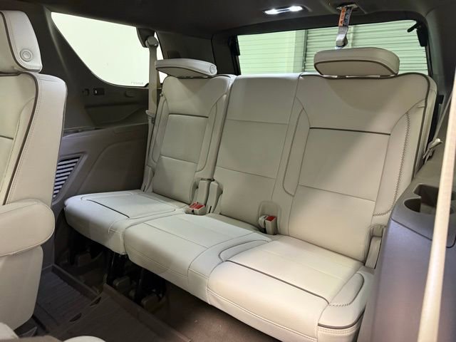 New 2026 GMC Yukon Denali w/ Sun & Power Step Package image 17