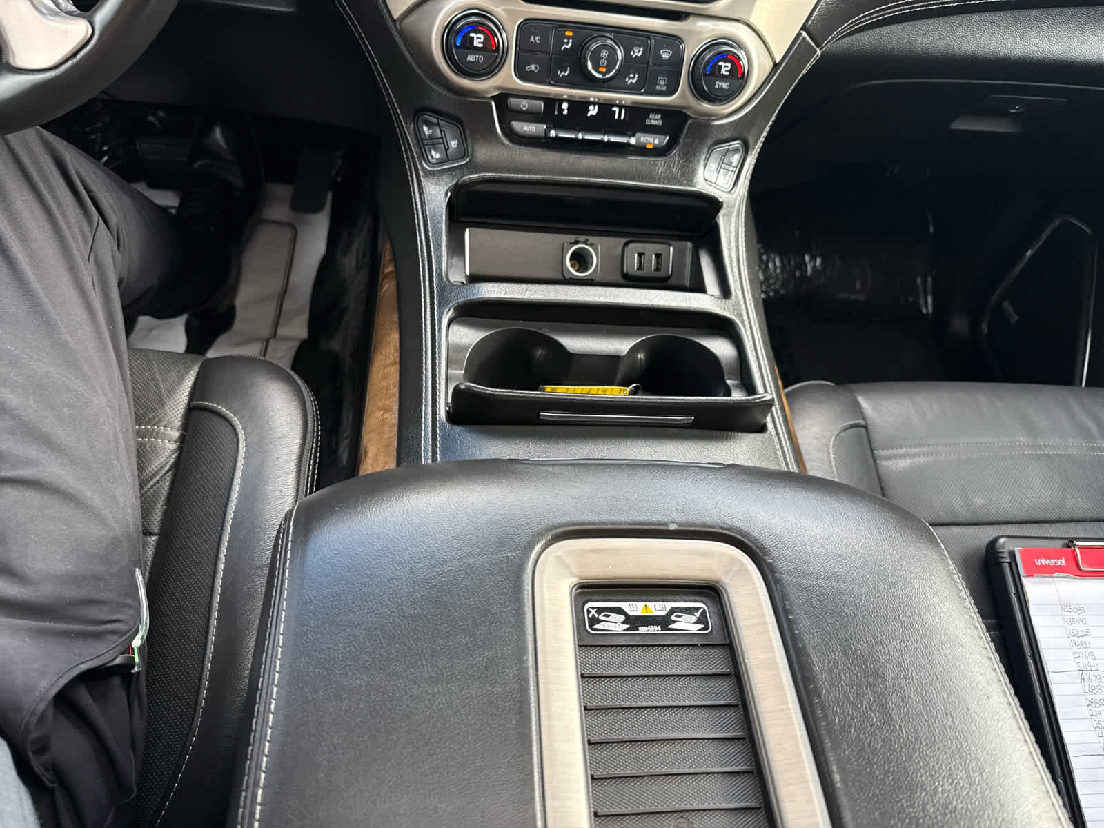 Used 2016 GMC Yukon Denali w/ Open Road Package AWD/4WD image 27
