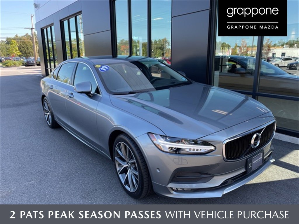 Used 2019 Volvo S90 T6 Momentum