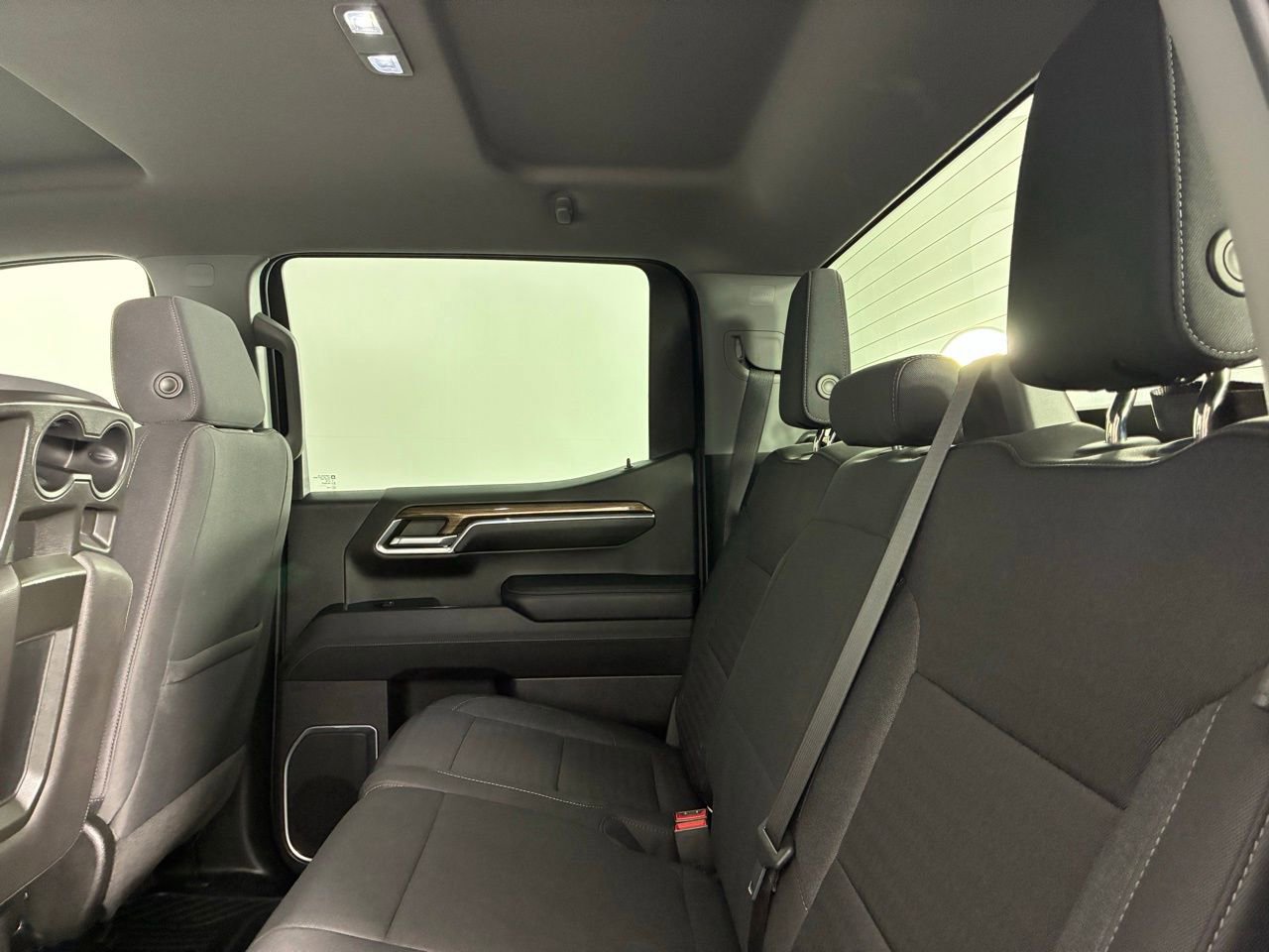 Used 2023 Chevrolet Silverado 1500 LT image 24