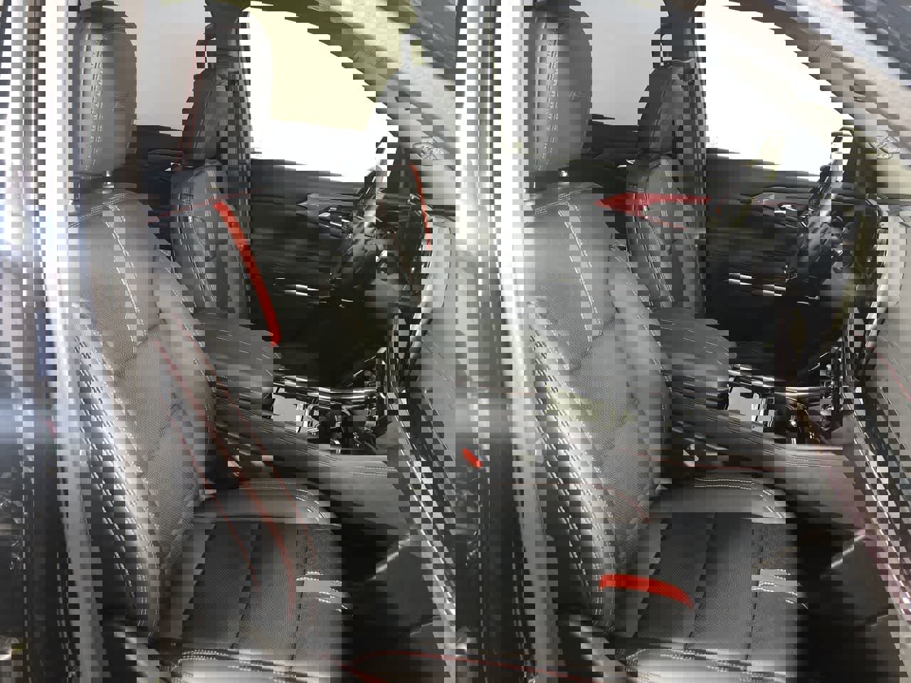 Used 2024 Chevrolet Traverse RS image 22