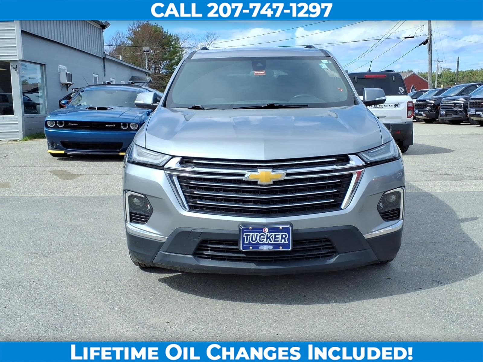 Used 2023 Chevrolet Traverse LT AWD/4WD image 2