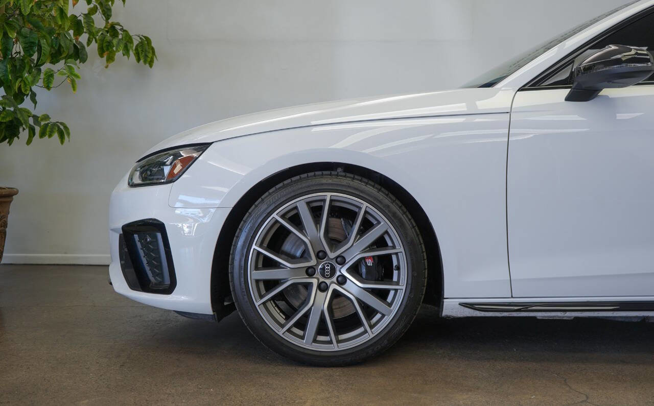 Used 2023 Audi S4 Premium Plus w/ Premium Plus Package image 7