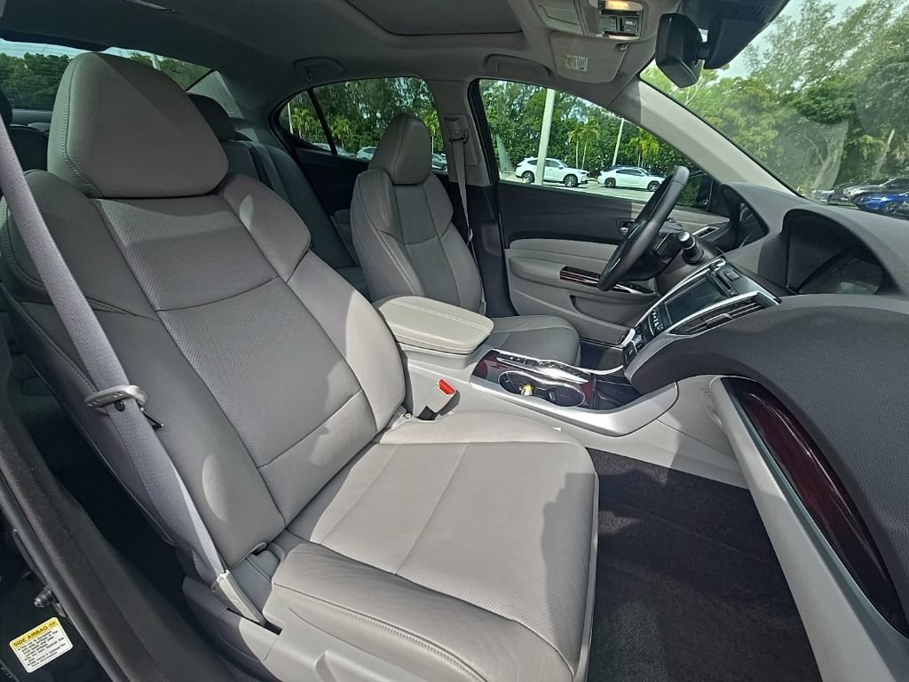 Used 2017 Acura TLX V6 w/ Technology Package FWD image 36
