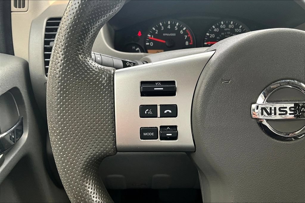 Used 2019 Nissan Frontier SV AWD/4WD image 12