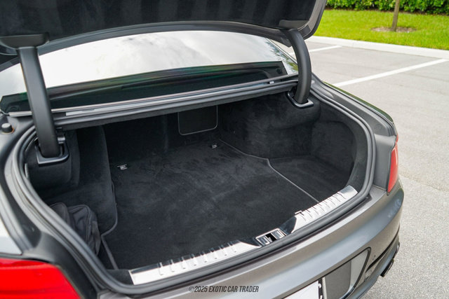 Used 2022 Bentley Flying Spur Plug-In Hybrid image 93
