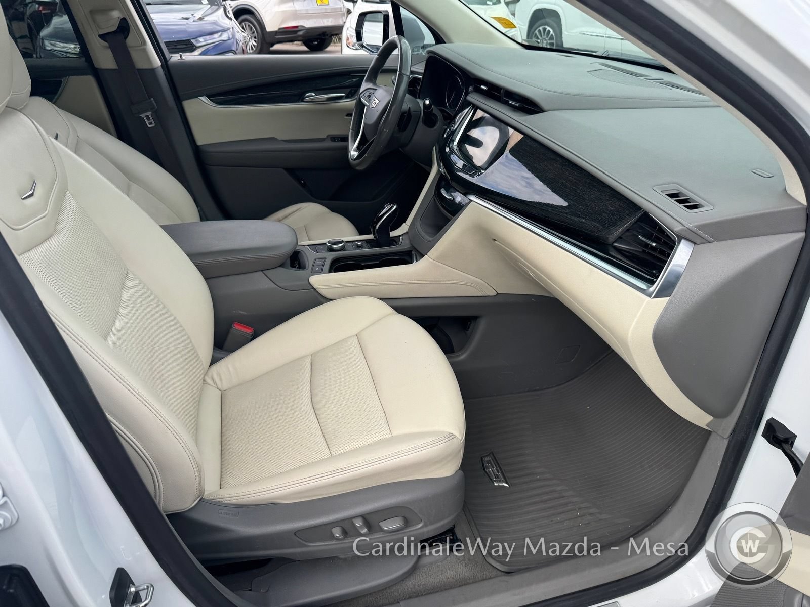 Used 2021 Cadillac XT6 Premium Luxury FWD image 27