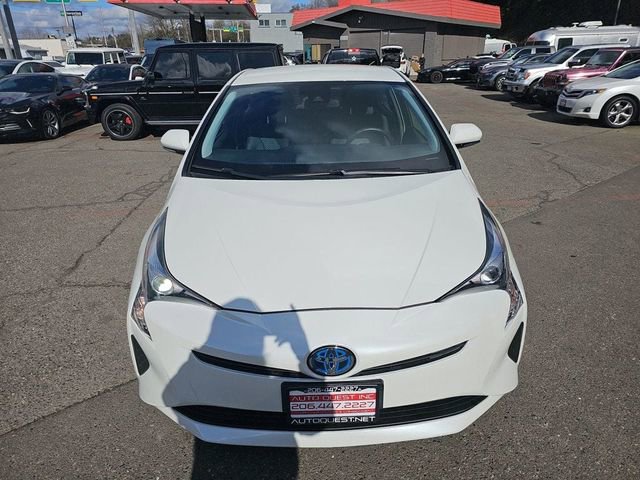 Used 2017 Toyota Prius Three w/ Carpet Mat Package image 21