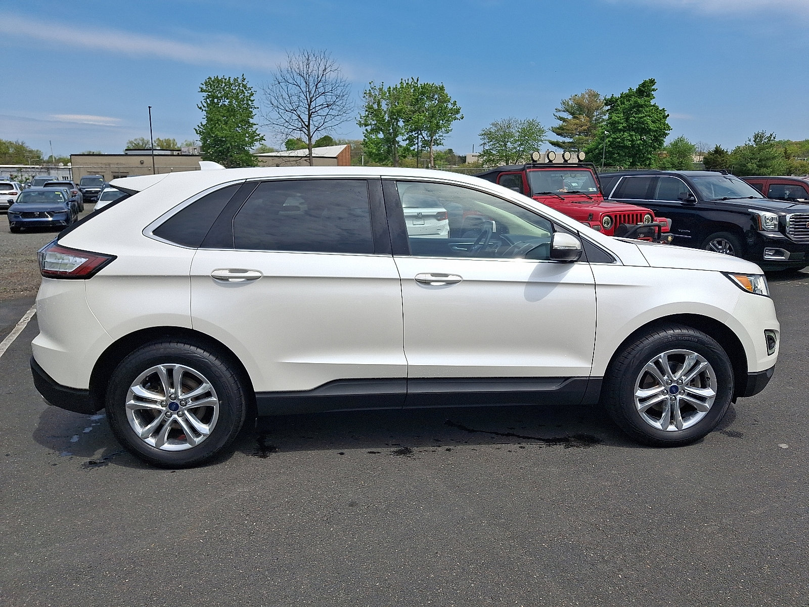 Used 2015 Ford Edge SEL w/ Equipment Group 201A FWD image 7