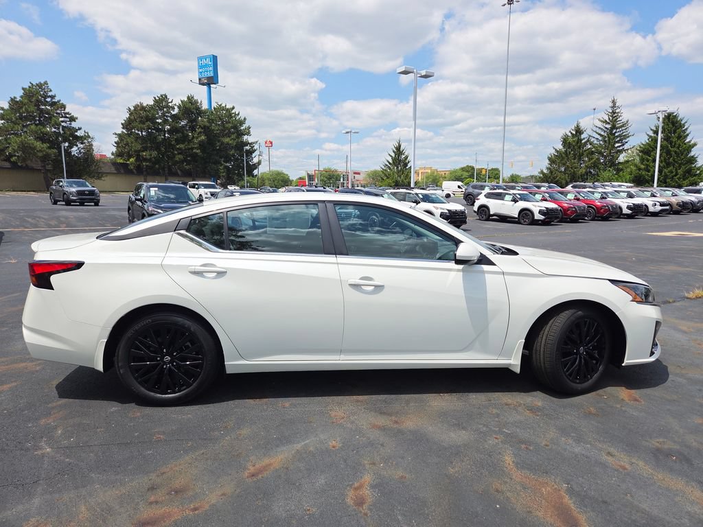 New 2026 Nissan Altima 2.5 SV w/ SV Special Edition Package FWD image 24