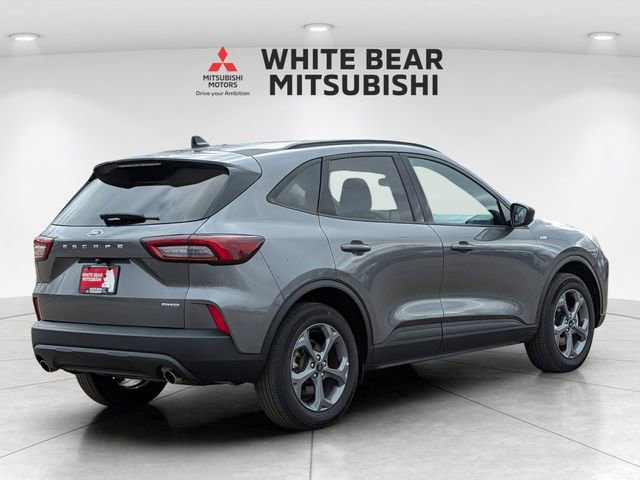 Used 2025 Ford Escape ST-Line AWD/4WD image 3