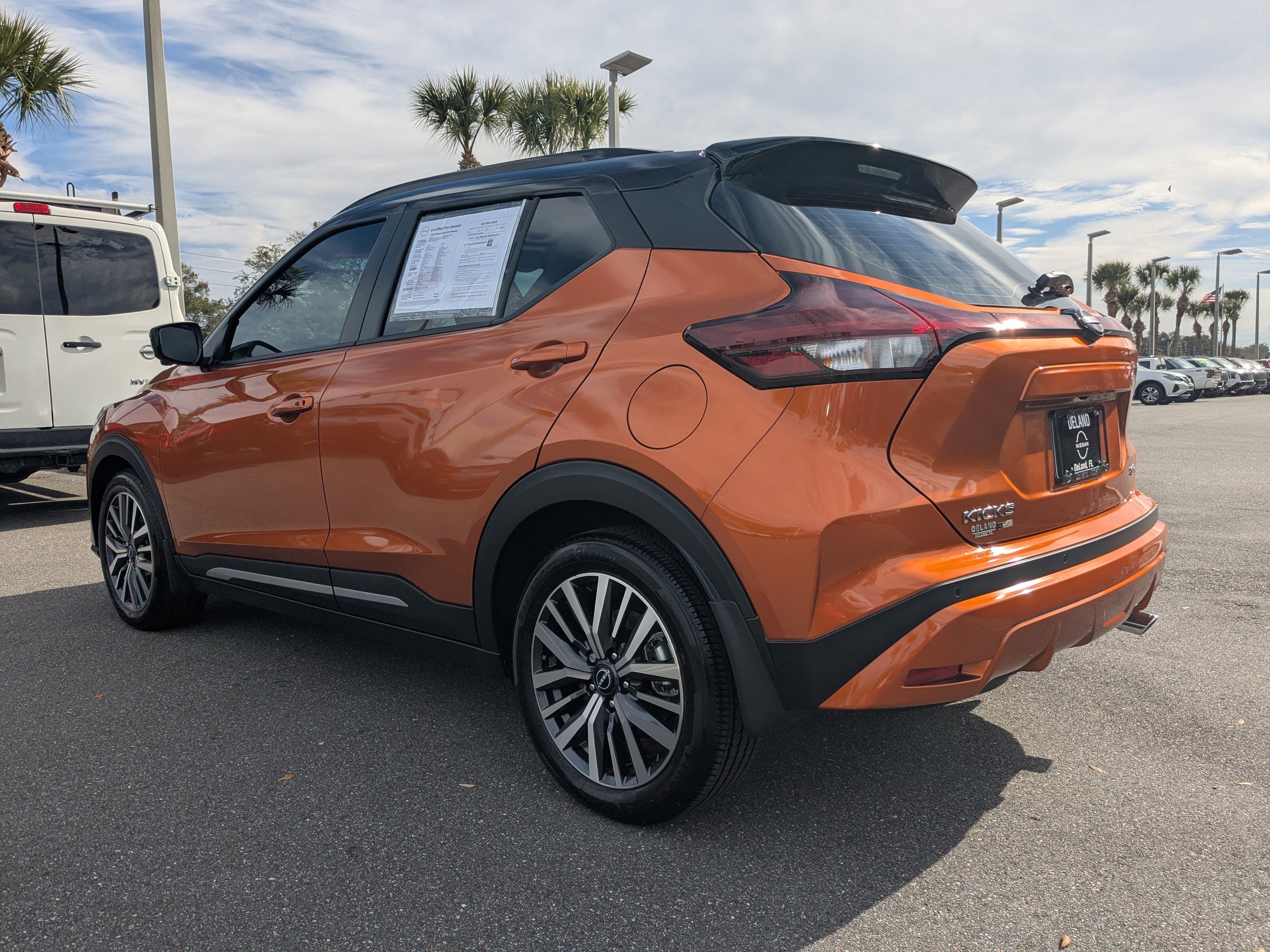 Certified 2024 Nissan Kicks SR w/ SR Premium Package image 6