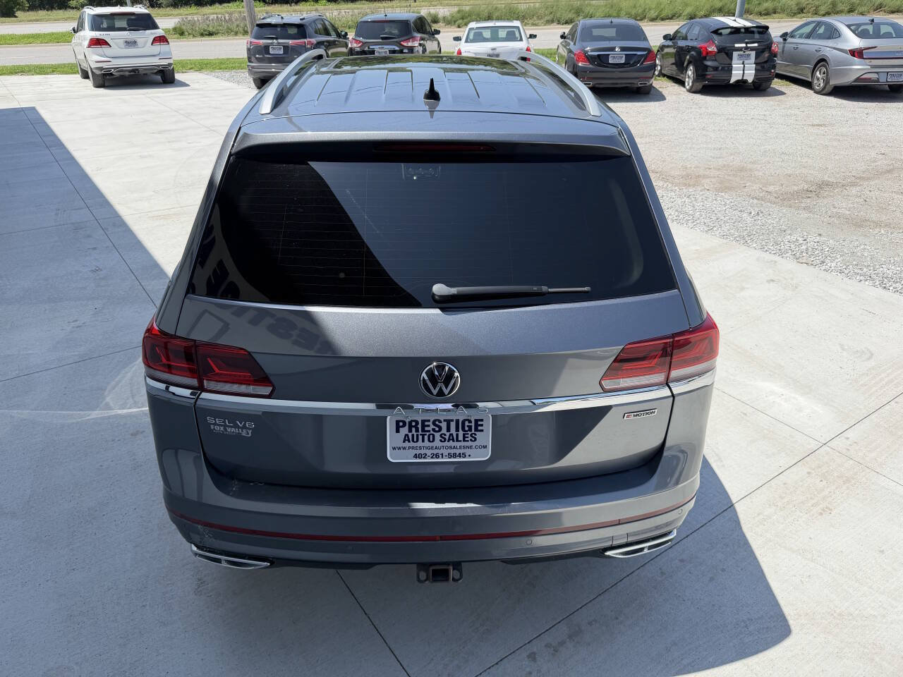 Used 2021 Volkswagen Atlas SEL Premium AWD/4WD image 6