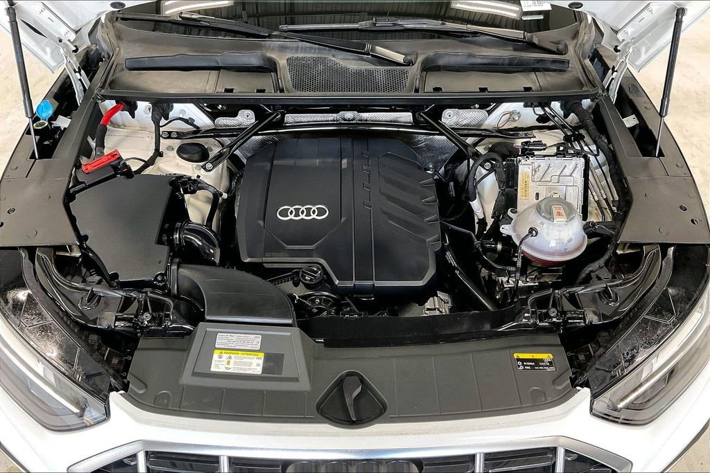 Used 2021 Audi Q5 2.0T Premium Plus w/ Premium Plus Package AWD/4WD image 29