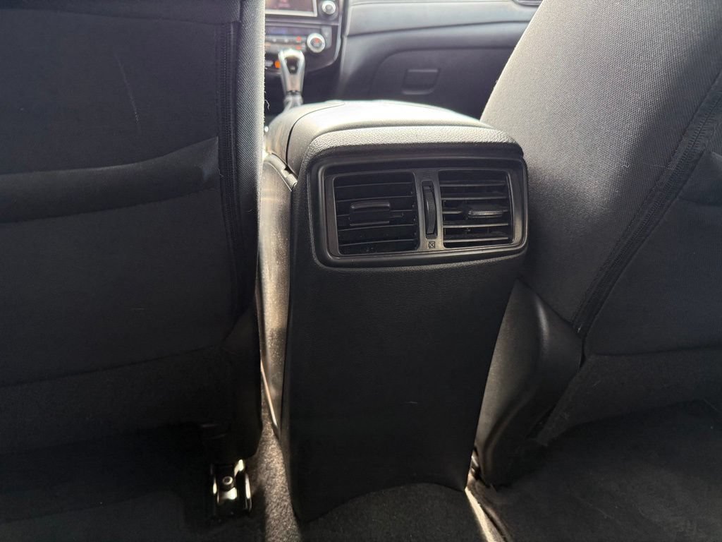 Used 2019 Nissan Rogue SV w/ Premium Package FWD image 24