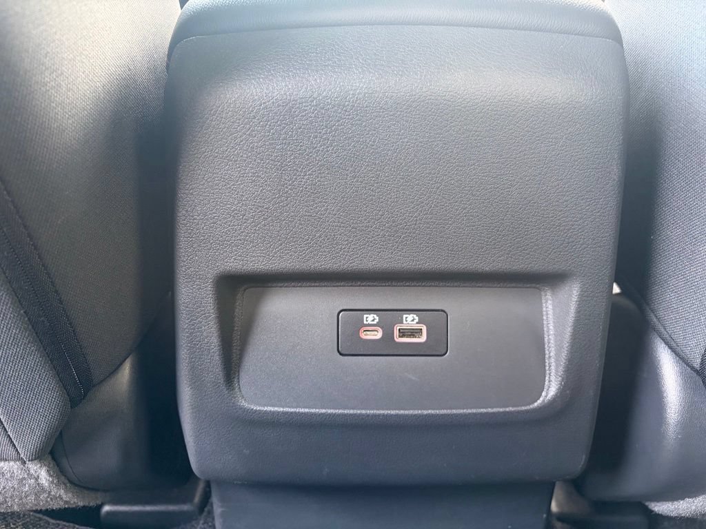 Used 2026 Nissan Frontier PRO-4X AWD/4WD image 16
