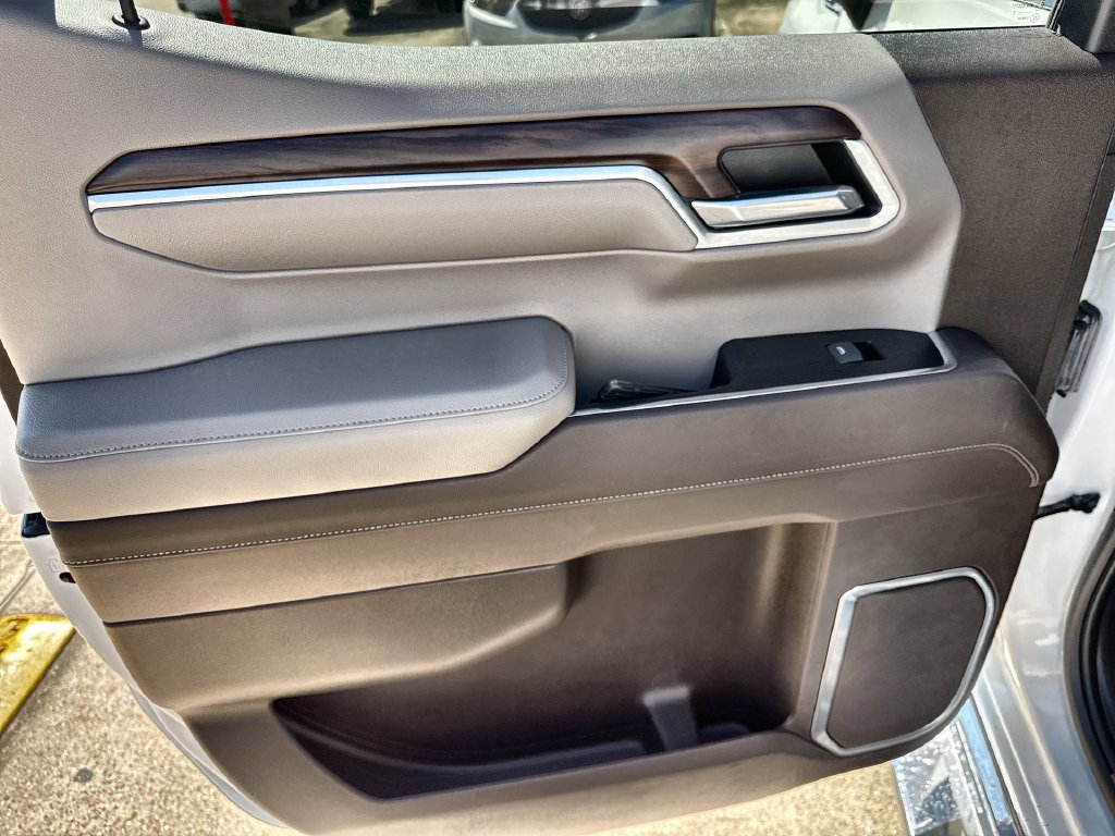 Certified 2022 GMC Sierra 1500 SLT AWD/4WD image 15