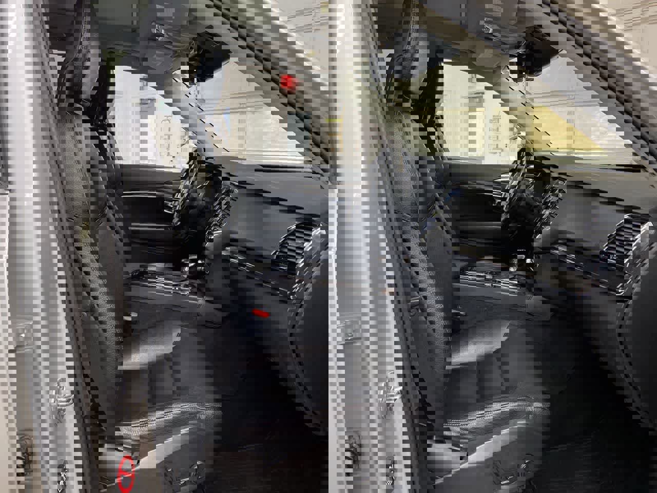 Used 2018 Volvo XC90 T6 Momentum w/ Convenience Package image 20