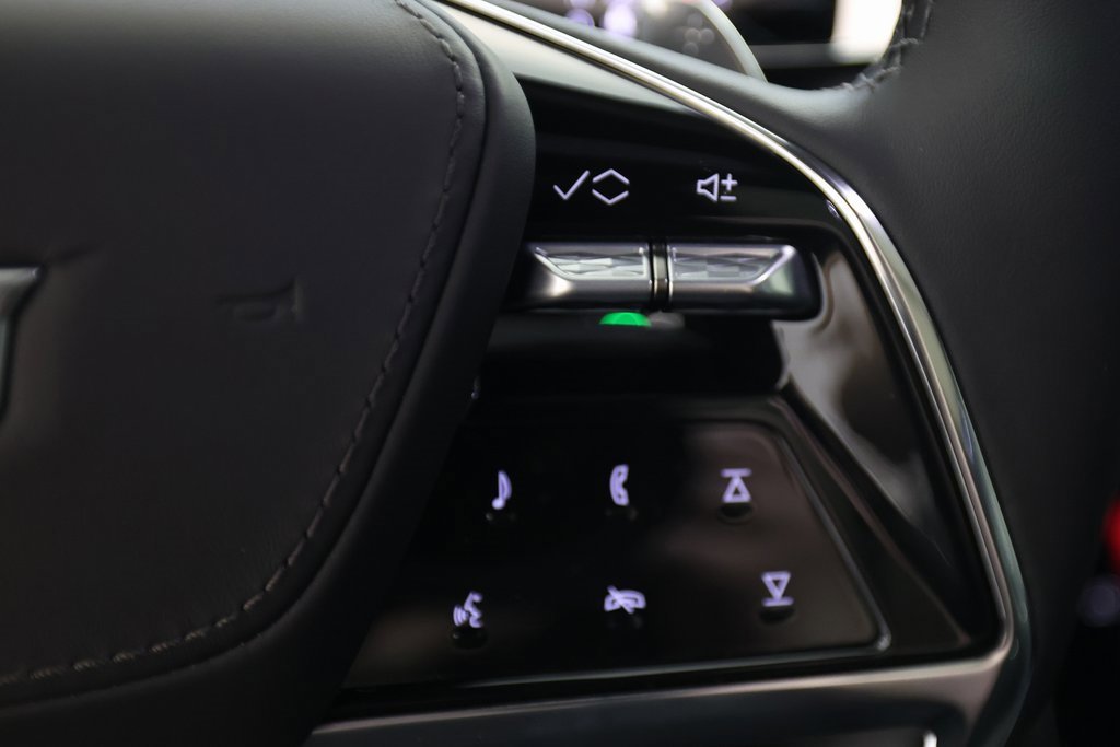 Used 2026 Cadillac Escalade ESV Platinum Luxury w/ LPO, Floor Liner Package image 26