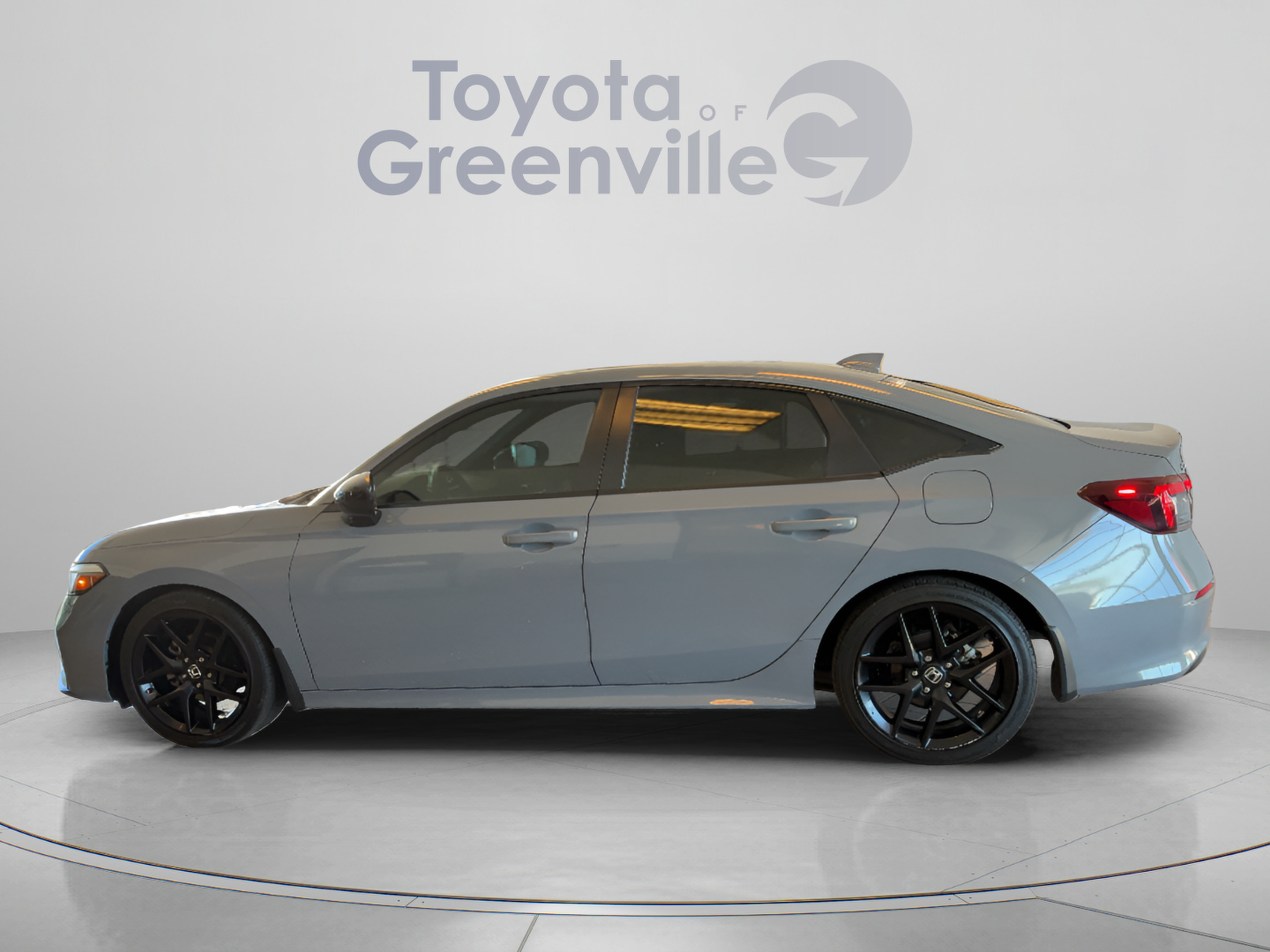 Used 2025 Honda Civic Sport image 2