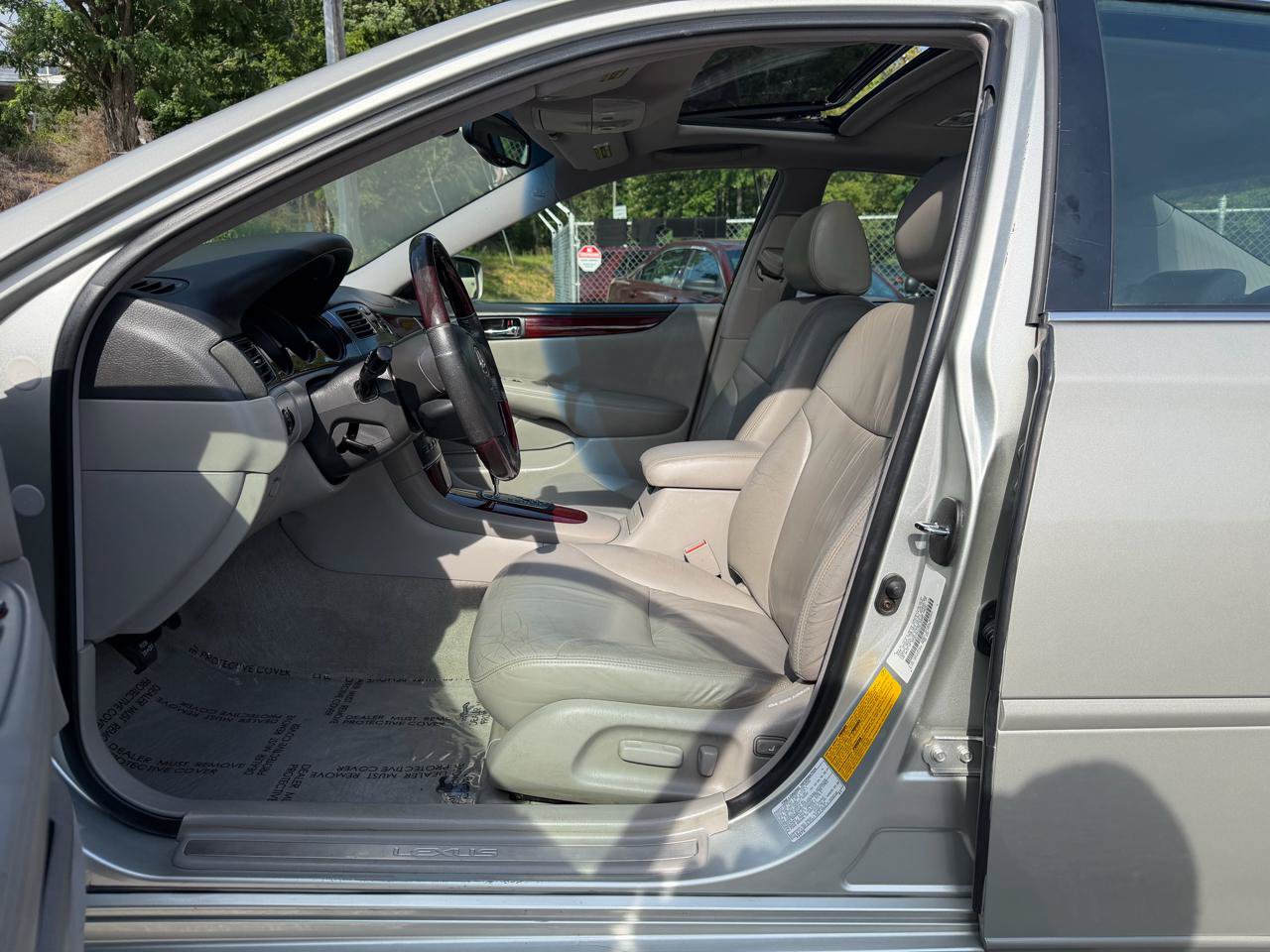 Used 2002 Lexus ES 330 FWD image 11