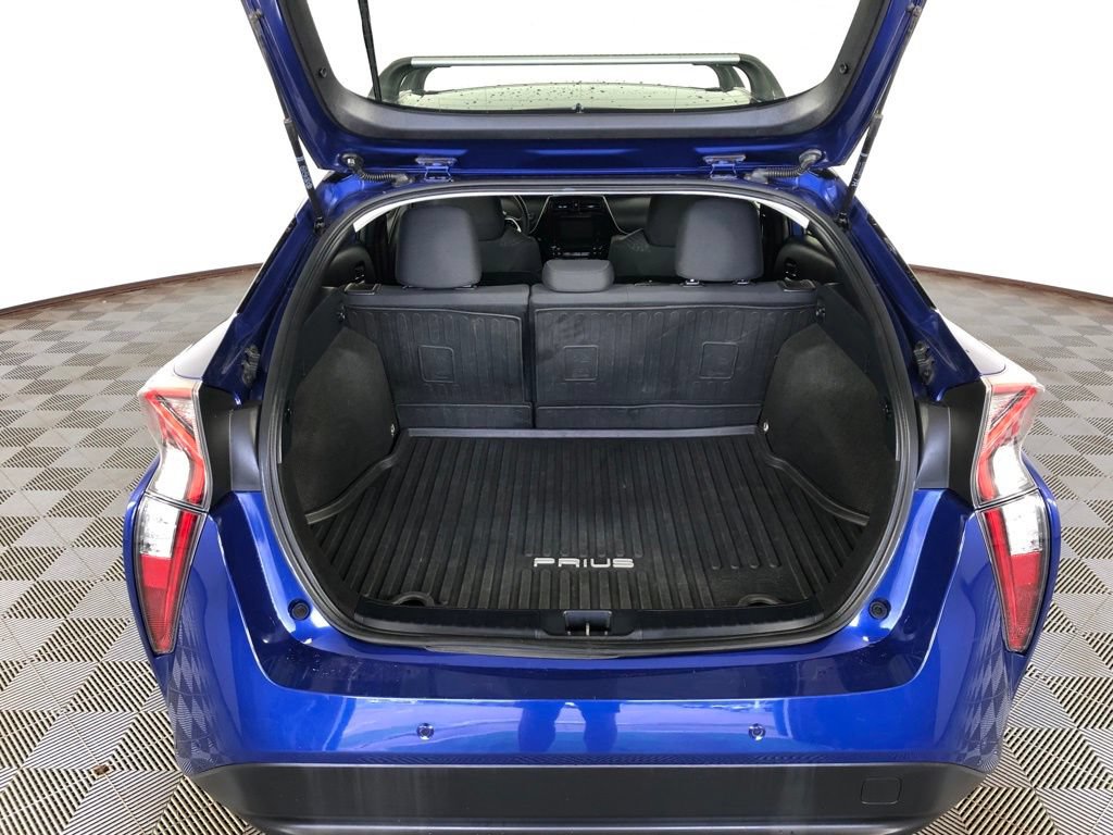 Used 2018 Toyota Prius Two w/ Prius Two Safety Plus Package FWD image 19