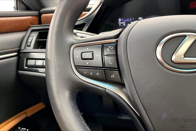 Used 2025 Lexus ES 300h w/ Premium Package image 21