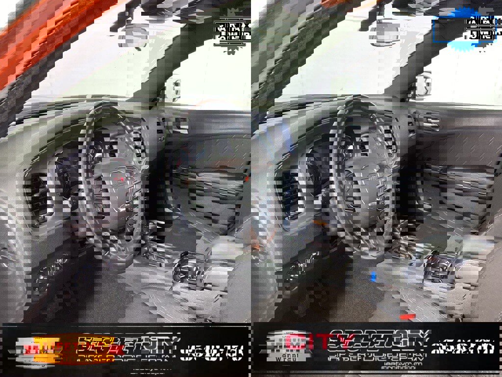 Used 2023 Dodge Charger SXT w/ Blacktop Package image 11