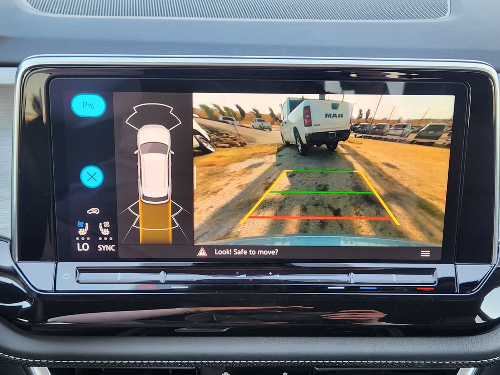 Used 2026 Volkswagen Atlas Cross Sport SE FWD image 18