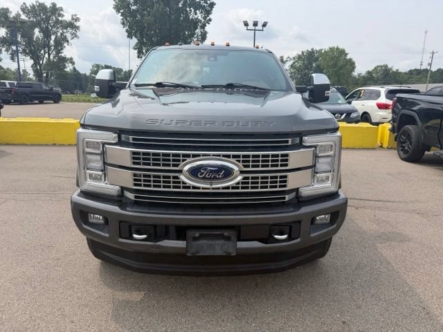 Used 2018 Ford F250 Platinum w/ Platinum Ultimate Package AWD/4WD image 2