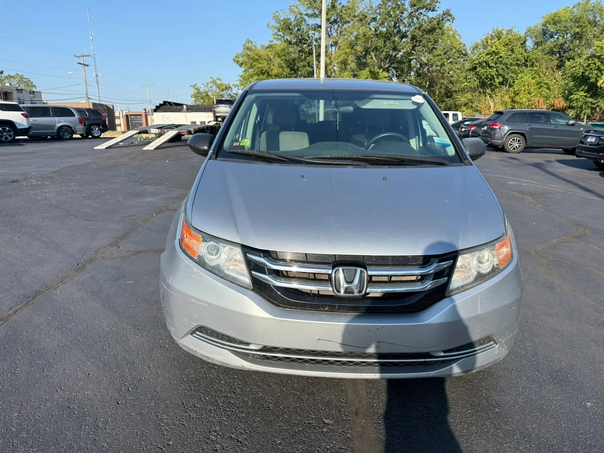 Used 2016 Honda Odyssey LX image 2