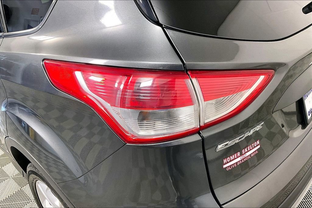 Used 2016 Ford Escape SE image 27