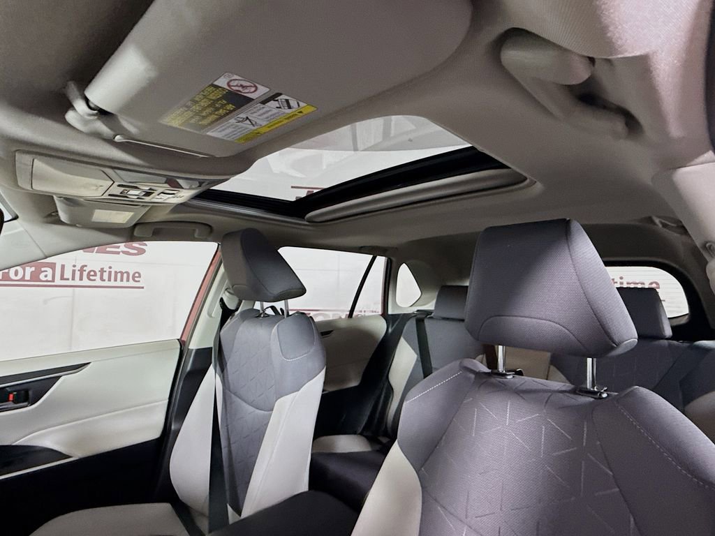 Certified 2021 Toyota RAV4 XLE w/ Convenience Package image 11