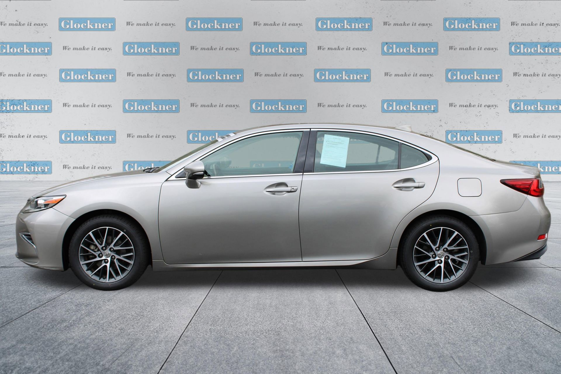 Used 2017 Lexus ES 350 w/ Luxury Package image 10
