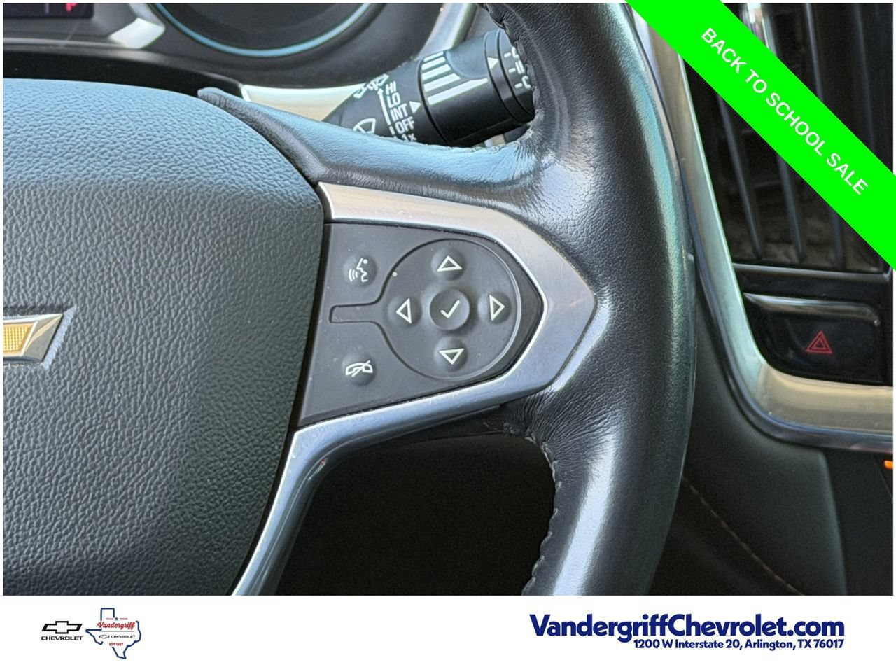 Used 2021 Chevrolet Traverse Premier w/ Redline Edition FWD image 12