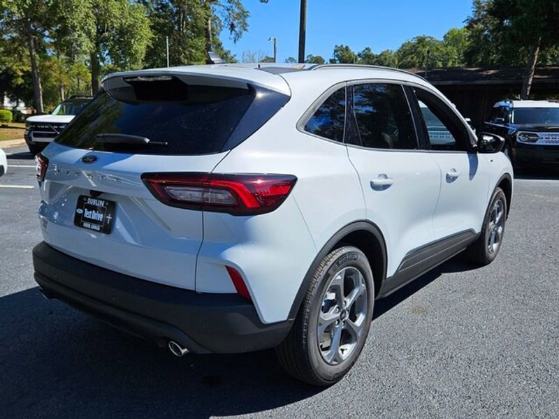 New 2026 Ford Escape ST-Line image 14
